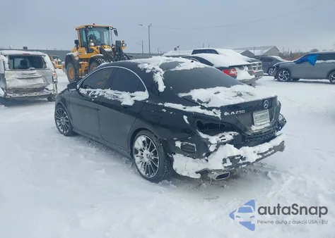 2015 Mercedes-Benz Cla 250 4Matic z USA, uszkodzony, nr VIN WDDSJ4GBXFN270357